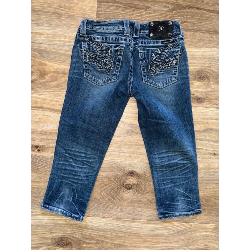 Miss Me Low Rise Capri JP5163P2 Angel Wings Embellished Y2K - size 27 - OA2
